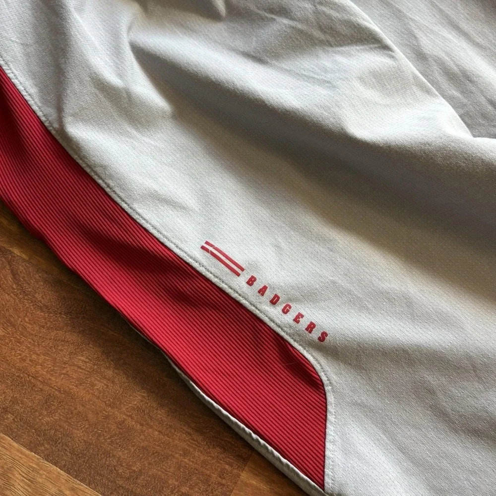 Wisconsin Badgers Pants Mens XL Gray NCAA Basketball Under Armour Warm Up